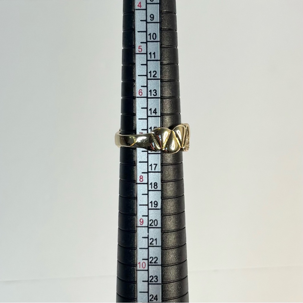 18k yellow gold-plated patterned ring with CZ accents - Picture 6 of 7